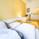 Im Zentrum Mit Infrarotkabine, Kostenfreier Tiefgarage, Kingsize Betten Und Balkon Appartement *