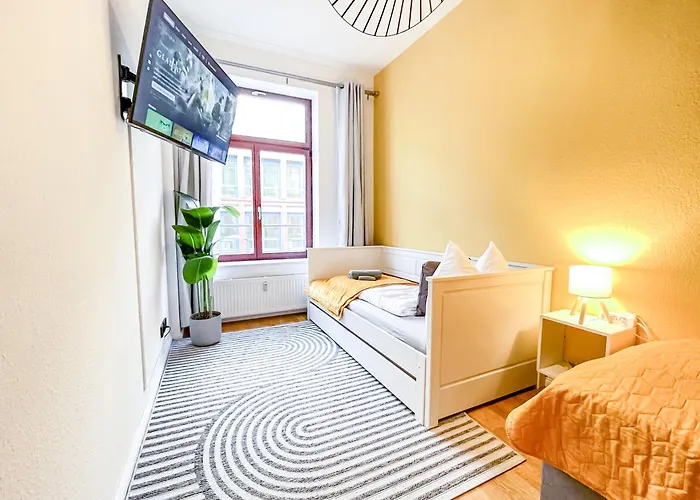 Im Zentrum Mit Infrarotkabine, Kostenfreier Tiefgarage, Kingsize Betten Und Balkon Appartement