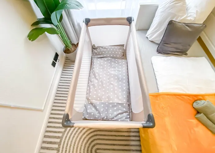 Im Zentrum Mit Infrarotkabine, Kostenfreier Tiefgarage, Kingsize Betten Und Balkon Lejlighed Leipzig