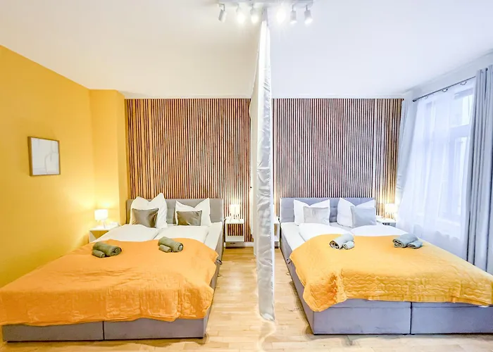 Lejlighed Im Zentrum Mit Infrarotkabine, Kostenfreier Tiefgarage, Kingsize Betten Und Balkon