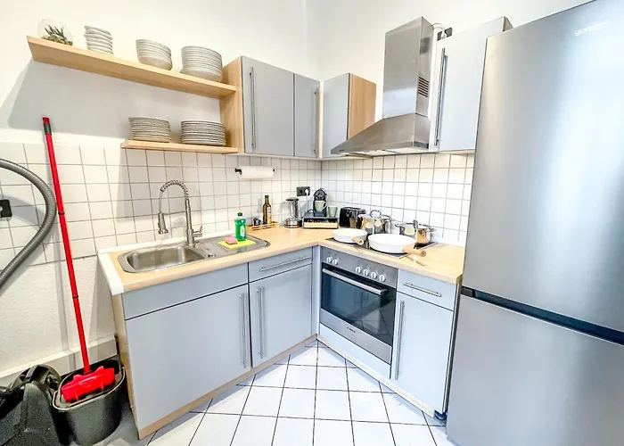 Lejlighed Im Zentrum Mit Infrarotkabine, Kostenfreier Tiefgarage, Kingsize Betten Und Balkon Leipzig