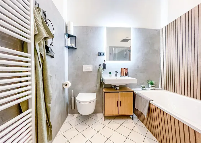 Lejlighed Im Zentrum Mit Infrarotkabine, Kostenfreier Tiefgarage, Kingsize Betten Und Balkon Leipzig