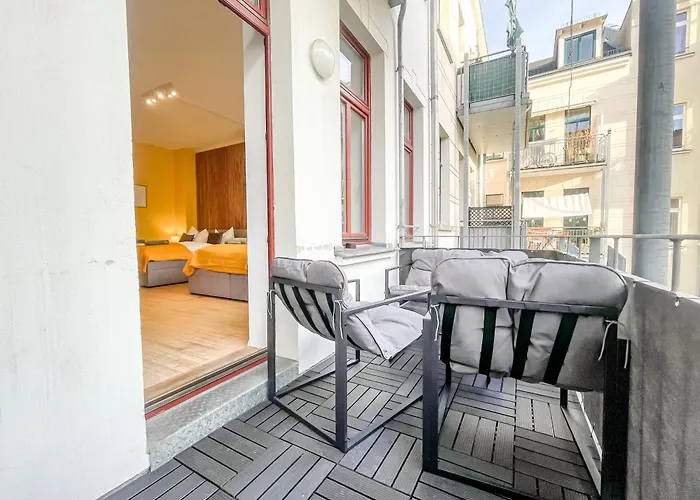 Im Zentrum Mit Infrarotkabine, Kostenfreier Tiefgarage, Kingsize Betten Und Balkon Lejlighed Leipzig